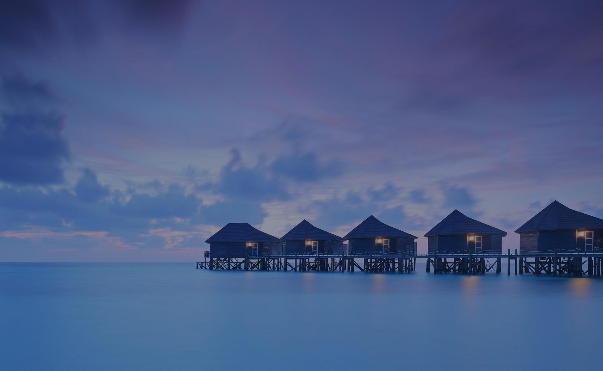Cabins On A Lake about-baner1